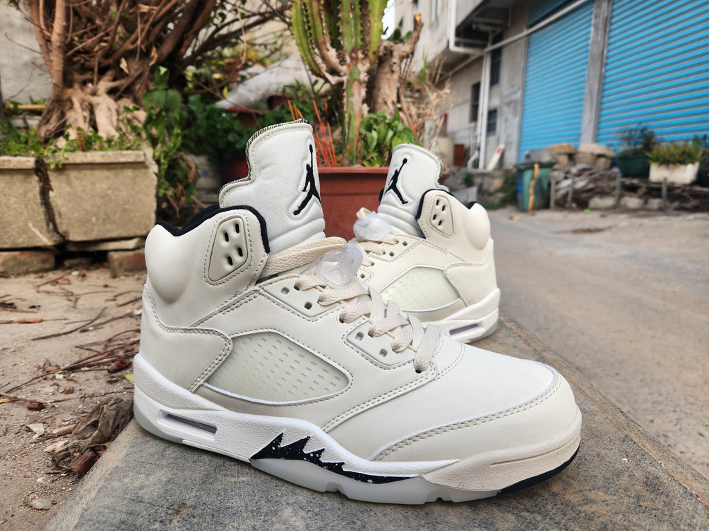 Air Jordan 5 Cream/Black Men's Basketball Shoes
